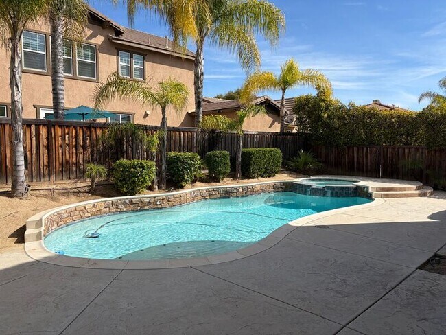 Building Photo - 27238 Avon Ln