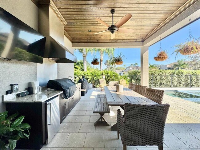 Building Photo - 10605 Sabella Dr