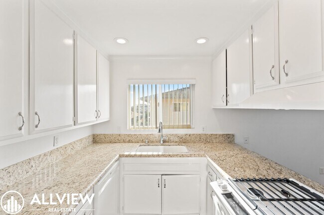 Building Photo - 16661 Tunstall Ln