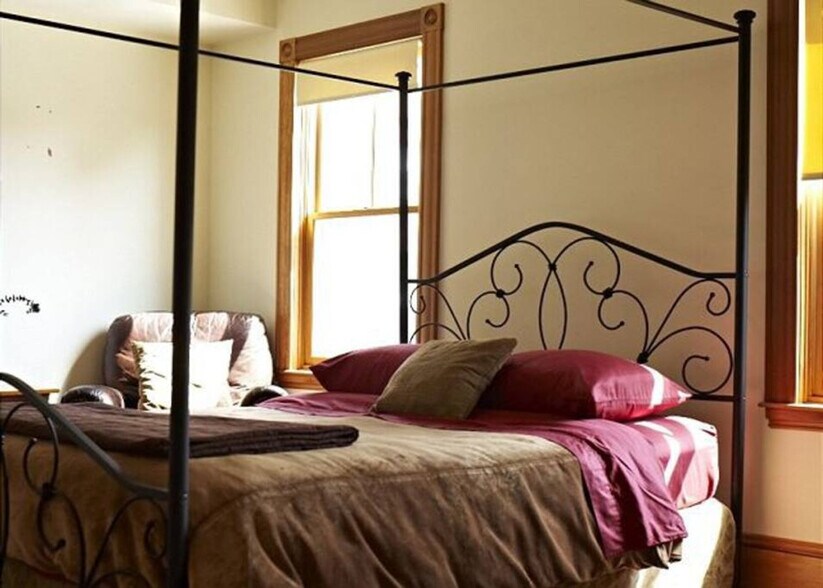 Building Photo - 4 Mayhew St