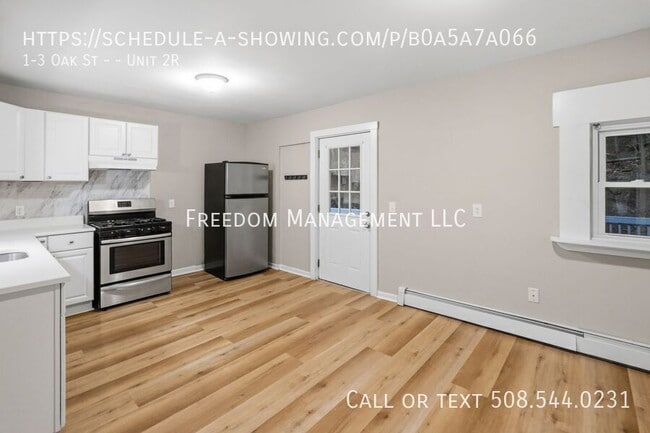 Building Photo - 1-3 Oak St --Unit 2R