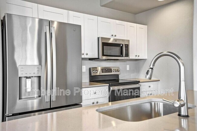 Building Photo - 7824 Woodmen Center Heights