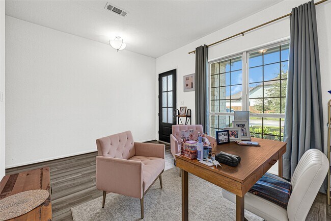 Building Photo - 13405 Emerald Mallard Dr