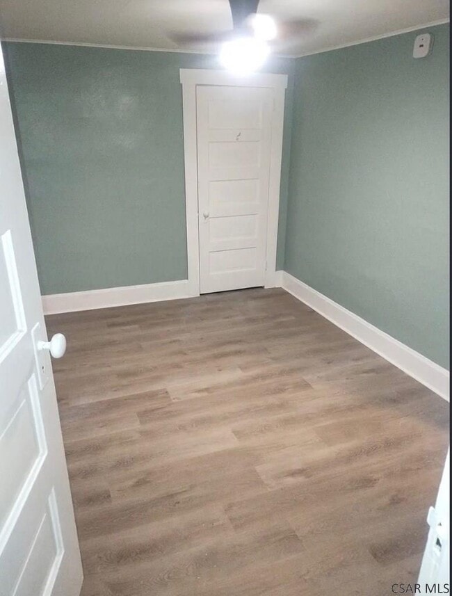 Building Photo - 444 Stone St