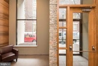 Building Photo - 220 S 16th St