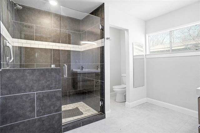 Building Photo - 5801 Posey Ln