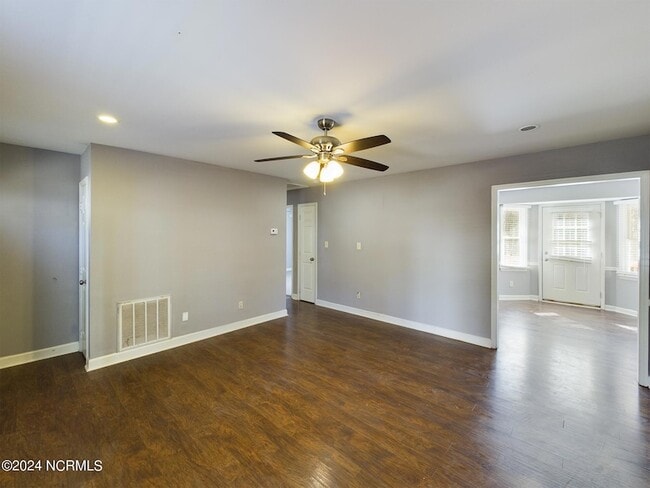 Building Photo - 3520 Casine Ct