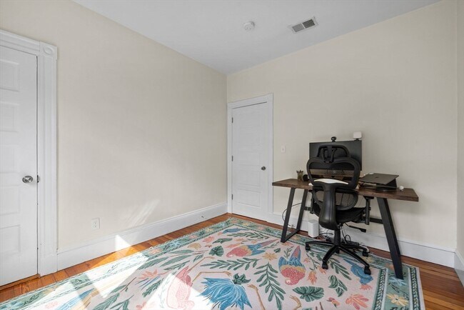 Building Photo - 53 Montvale St