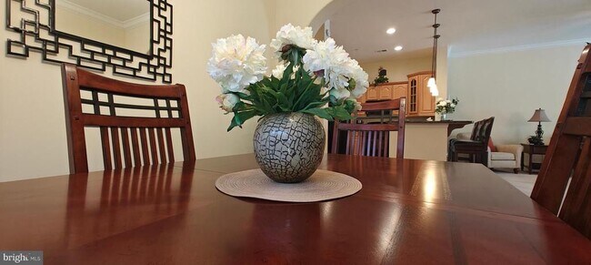 Building Photo - 10425 Starlight Pl