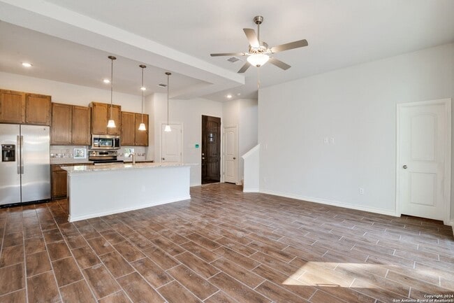 Building Photo - 139 San Salvador Ave