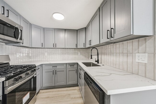 Building Photo - 4605 Norhill Blvd