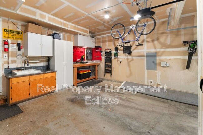 Building Photo - 5011 146th St SE