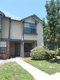 Building Photo - 862 Commonwealth Ct