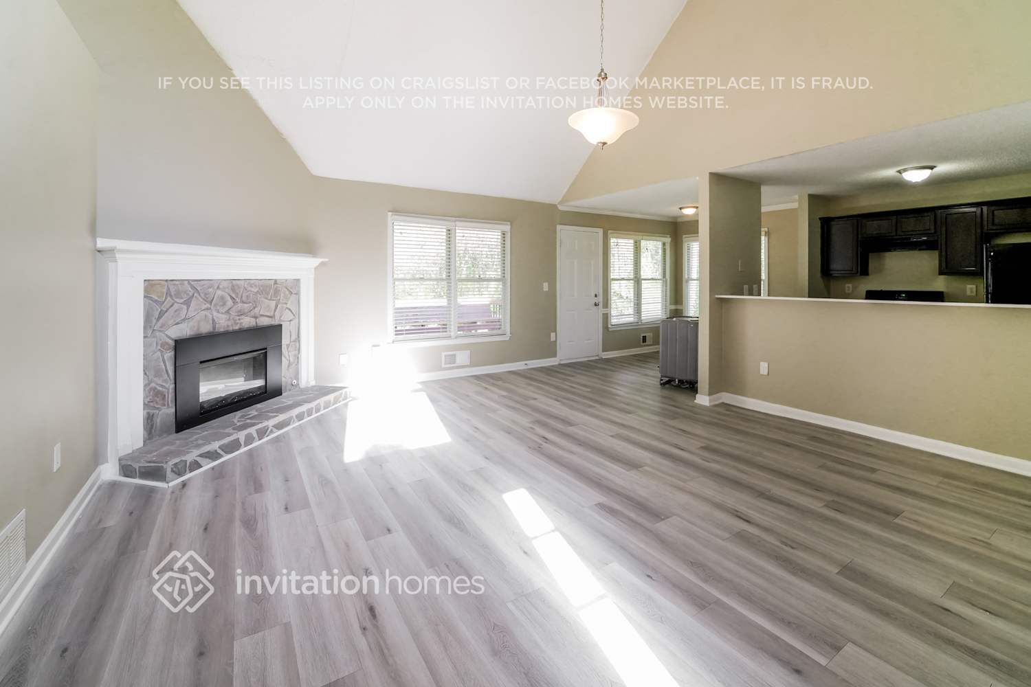 Building Photo - 1711 Jefferson Ln