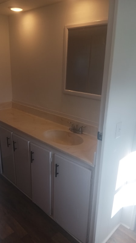 Building Photo - 3209 Norfolk St