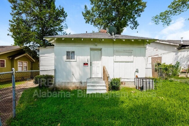 Building Photo - 4617 Court S