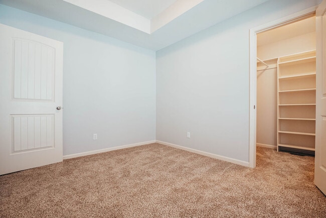 Building Photo - 1337 S Florence Ave