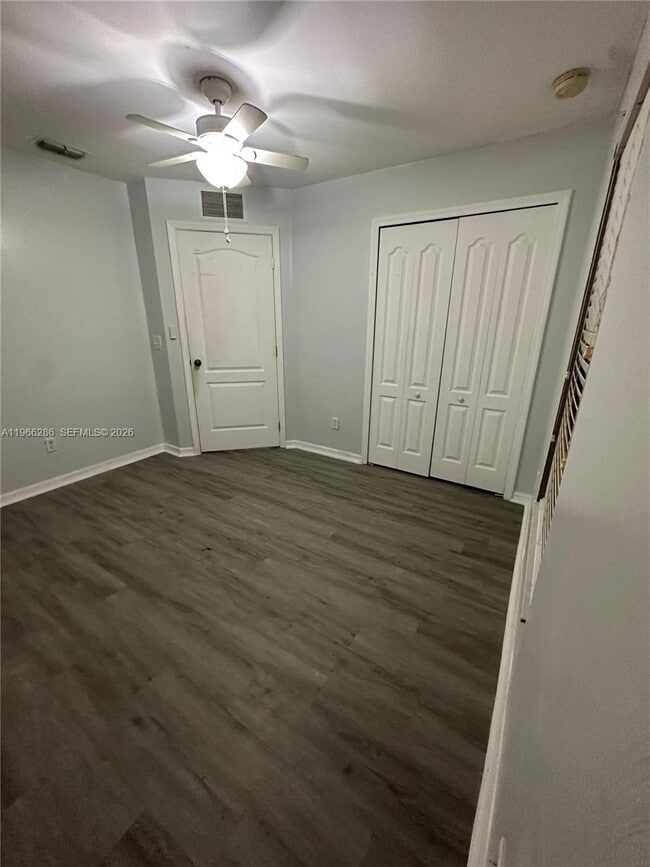 Building Photo - 507 Peerless Cir