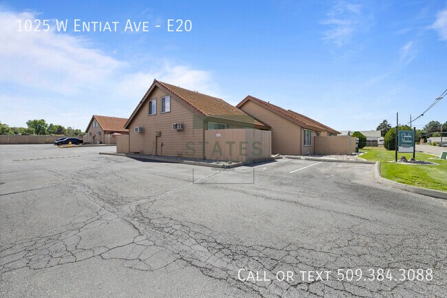 Building Photo - 1025 W Entiat Ave