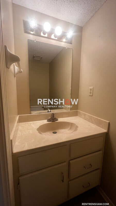 Building Photo - 3065 McVay Trail Dr