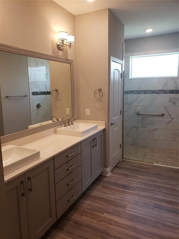 Building Photo - 9013 SW 79th Ln