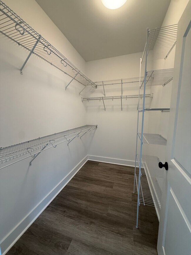 Building Photo - 4505 Pintail Pl SW