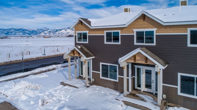 Building Photo - Modern 3-Bedroom Townhome in the Heart of Bozeman, MT