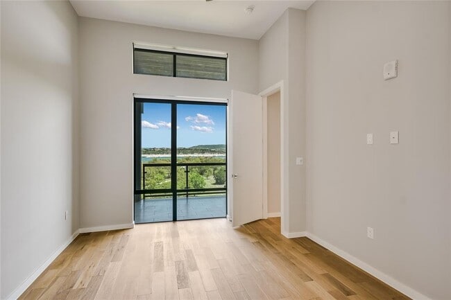 Building Photo - 5921 Hiline Rd