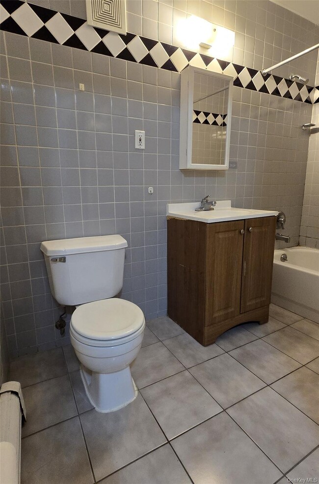 Building Photo - 29-13 31st Ave