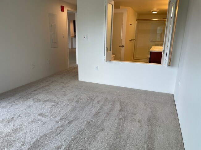 Building Photo - Ka Malanai at Kailua Phase II - 2 bedroom,  2 bath with 2 covered parking - $4,000.