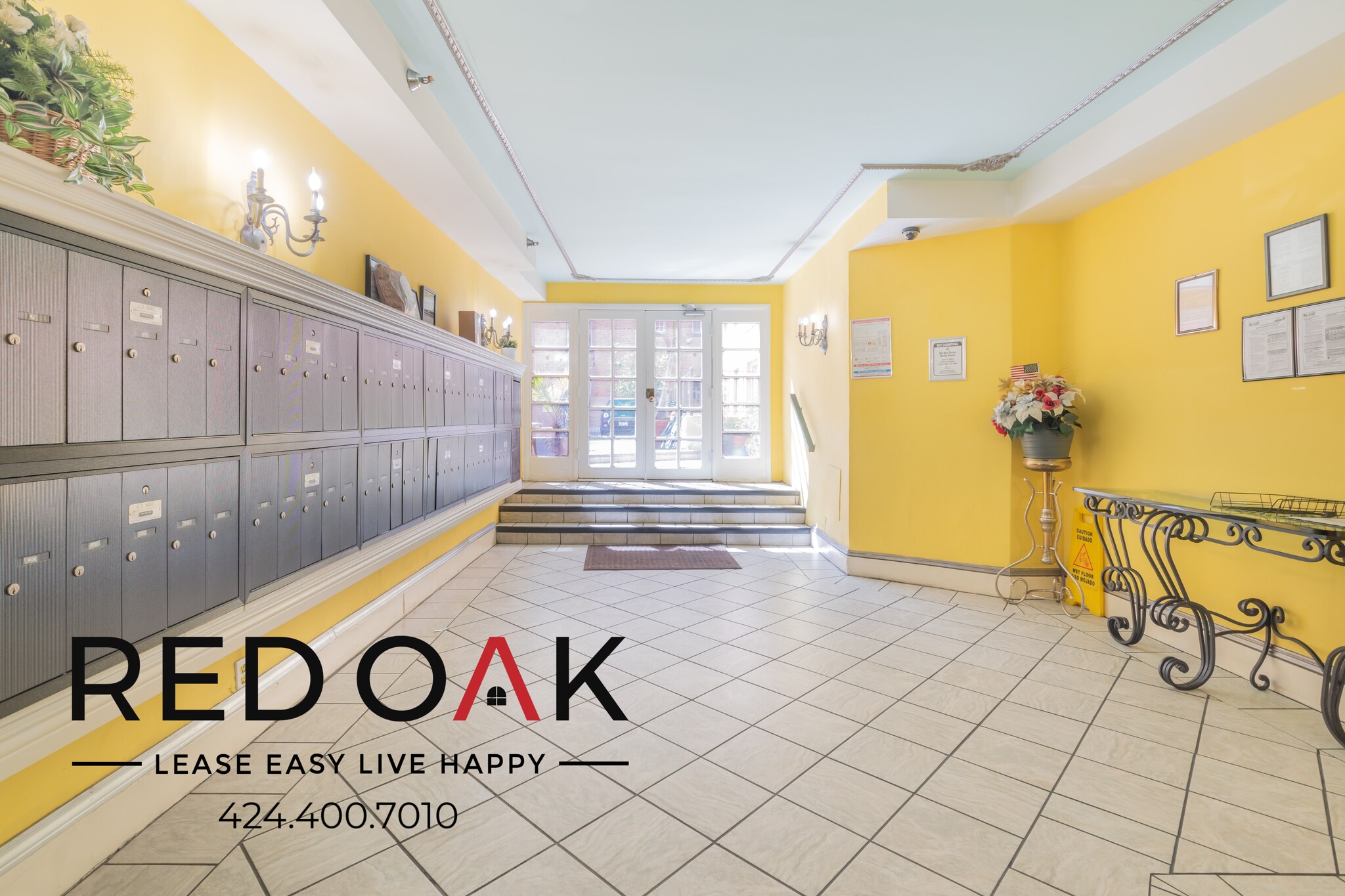 Building Photo - 5640 Franklin Ave