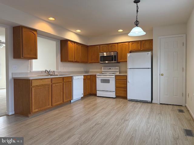 Building Photo - 335 Ellery Ct