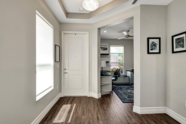 Building Photo - 10295 SW Indian Lilac Trail