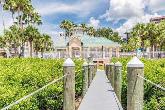 Building Photo - 4304 Bay Club Cir