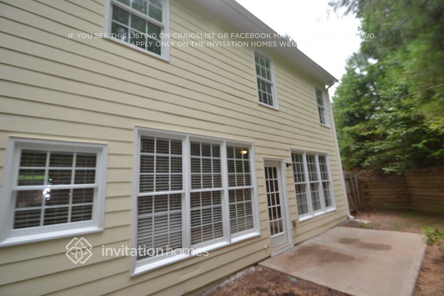 Building Photo - 2009 Aldbury Ln