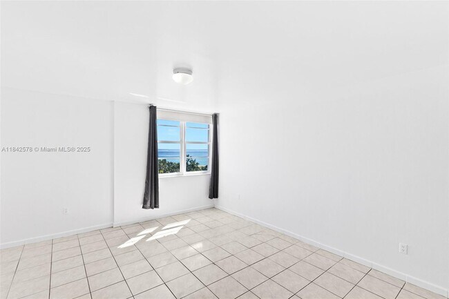 Building Photo - 6450 Collins Ave