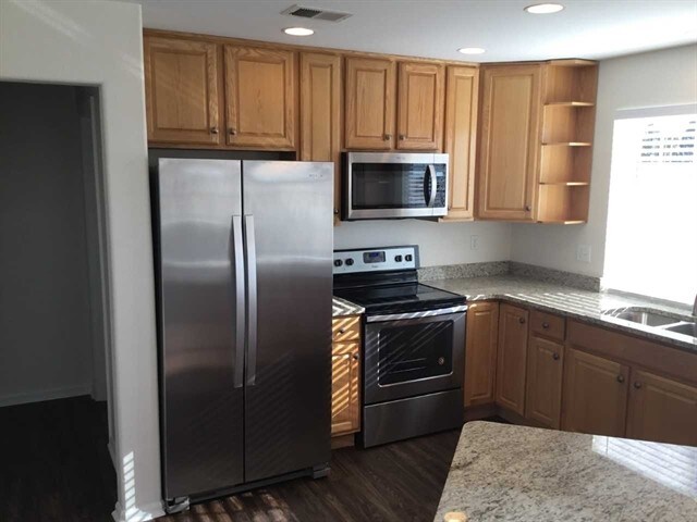 Building Photo - 5532 N Jebel St