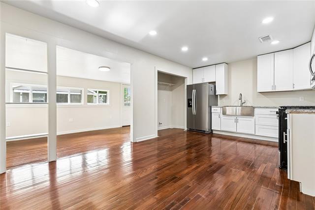 Building Photo - 438 Huntlee Dr