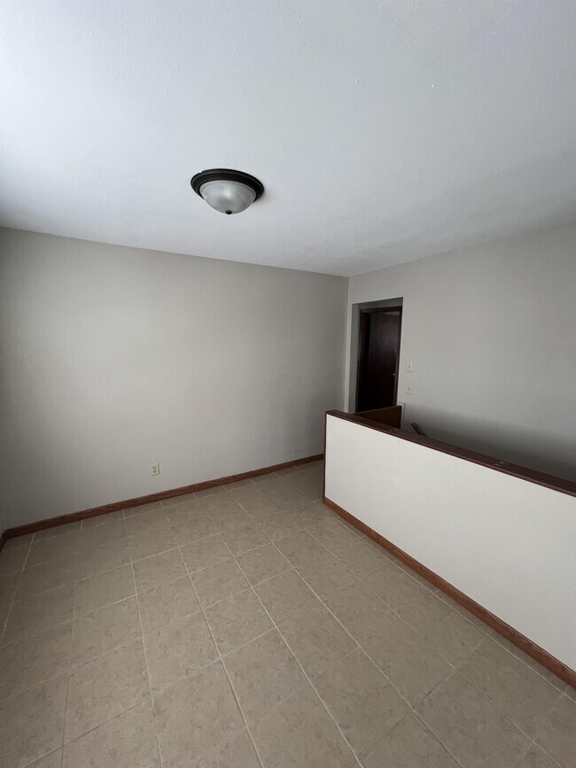 Building Photo - 1510 S 38th St