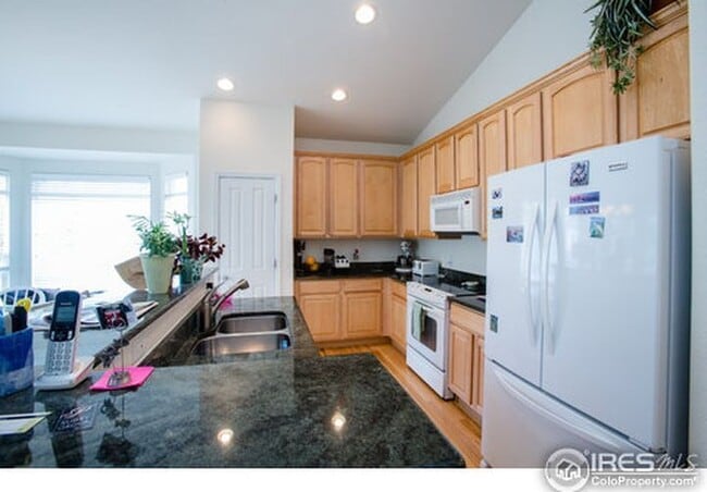Building Photo - Spacious 4 Bed + Study, 4 Bath Ranch in Broomfield | Available July 6