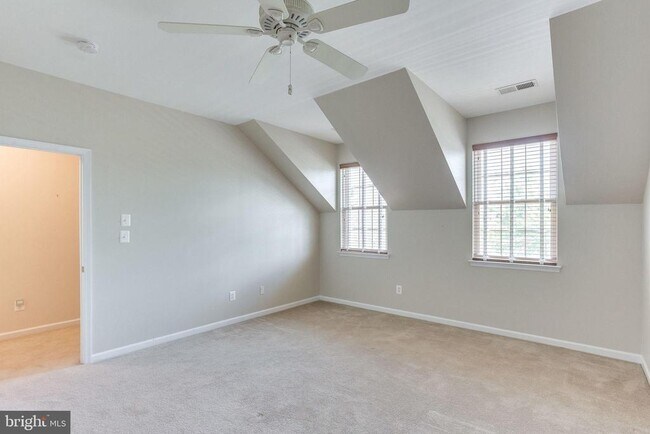 Building Photo - 44386 Adare Manor Square