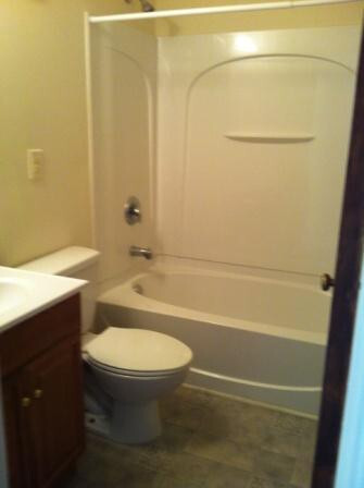 Building Photo - UPDATED 2 BEDROOM WITH  HOOKUP FOR STACK-A...