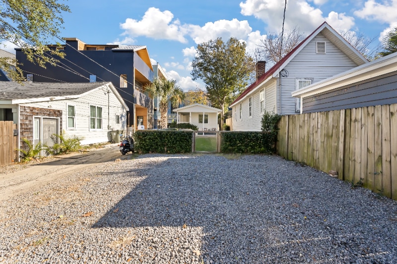 Building Photo - 4 Boyer Ct