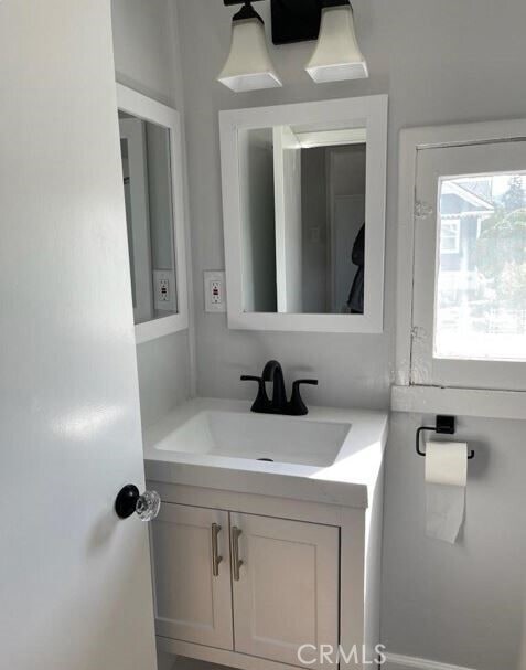 Building Photo - 5844 Newlin Ave