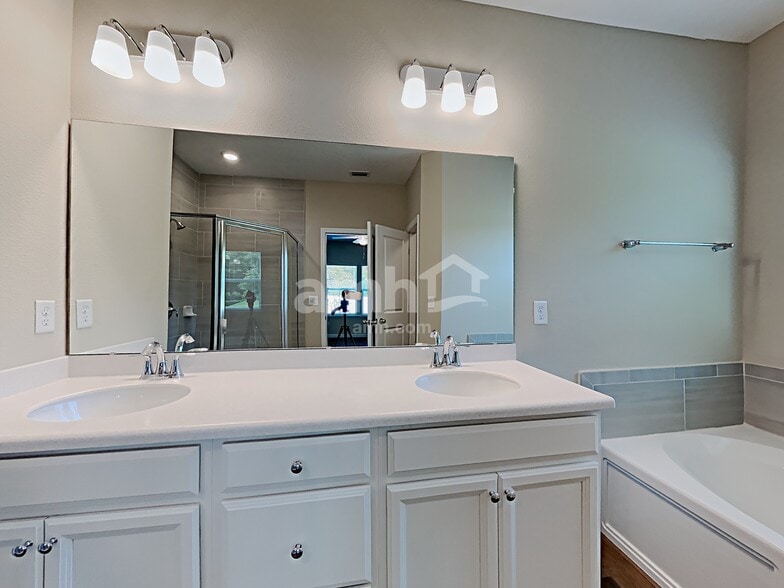 Building Photo - 47 Edge Pk Trl