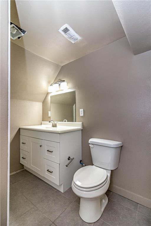 Building Photo - 328 S Duncan Ave