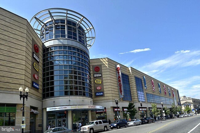 Building Photo - 3117 Georgia Ave NW