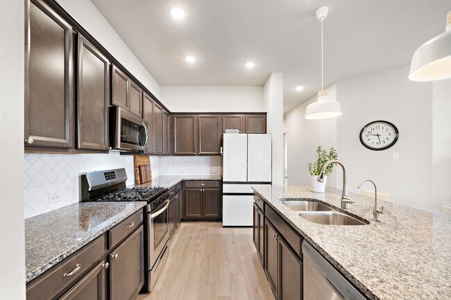 Building Photo - 29330 Sweet Orange Ct