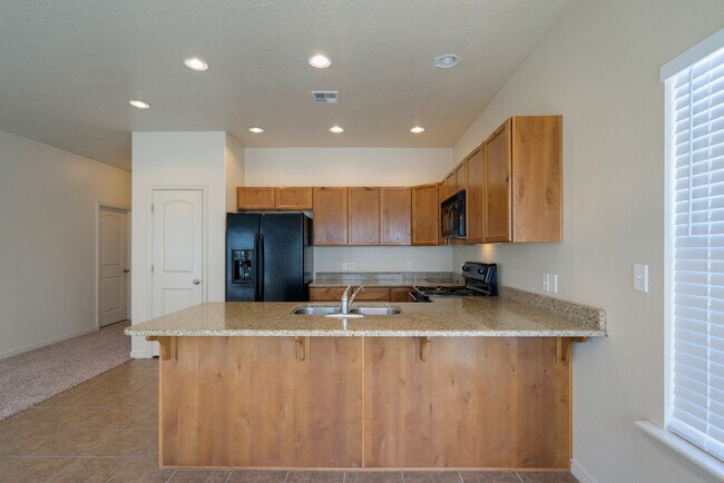 Building Photo - Spacious 3 Bedroom Corner Lot Home Near So...