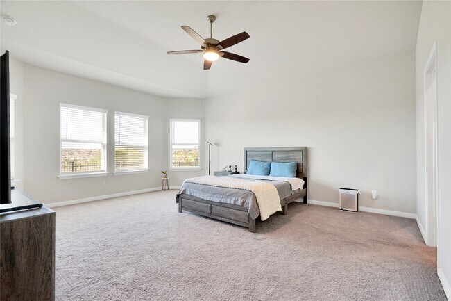 Building Photo - 1560 Arcadian Lily